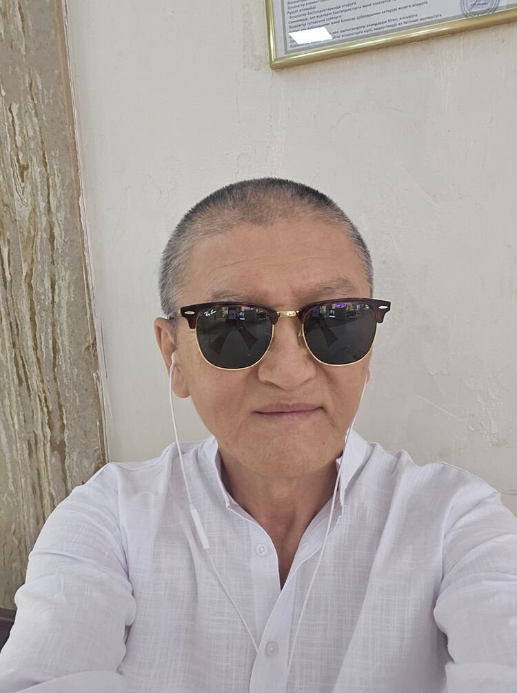  44426630  , 54 ,    