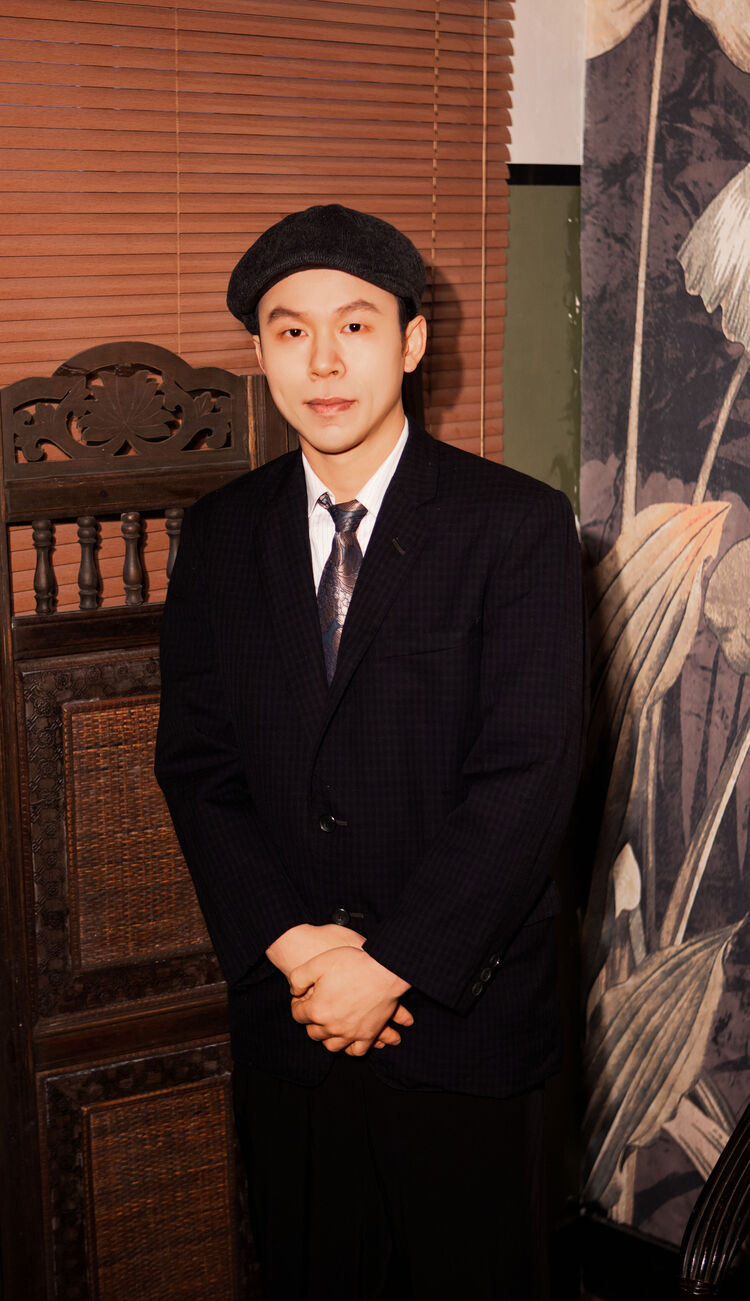 Huangshi,   Xiahongwei, 39 ,   c 