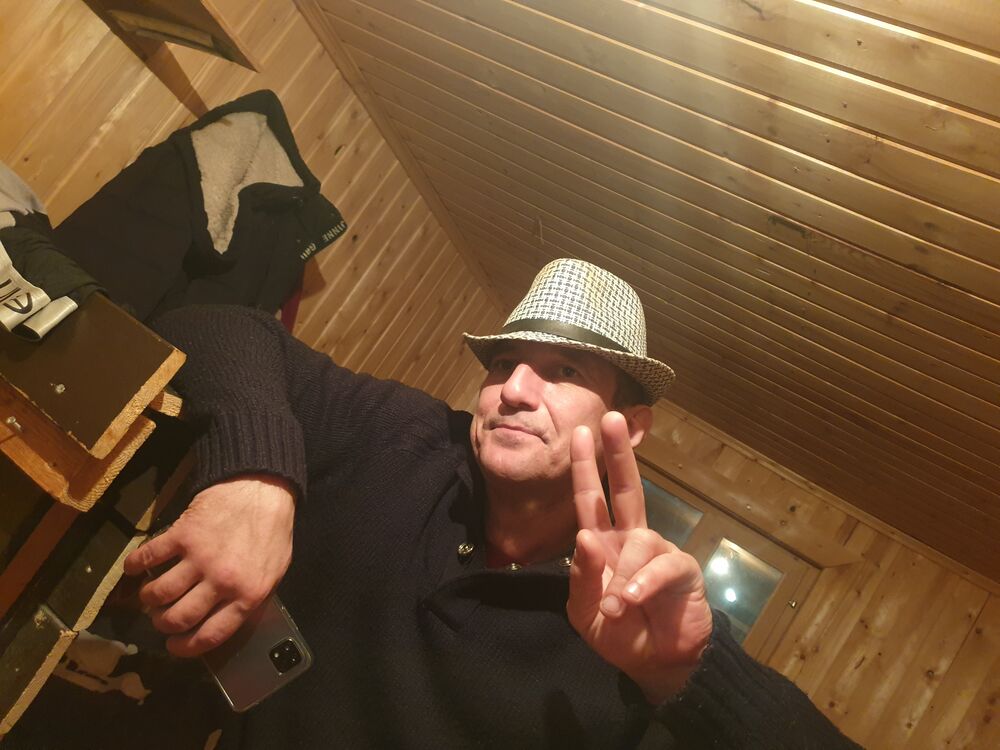 25830040  , 47 ,    