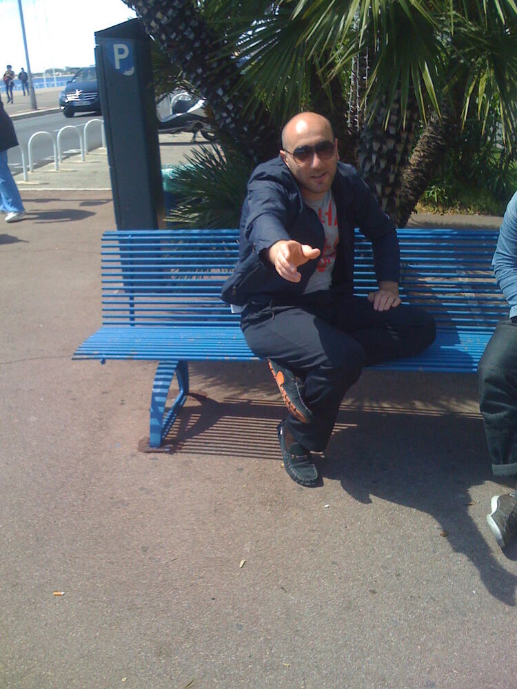  ,   Artur, 41 ,   