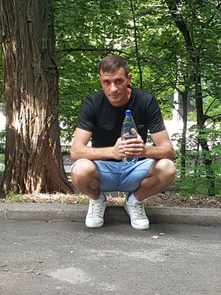  ,   Anton, 38 ,   ,   , c 