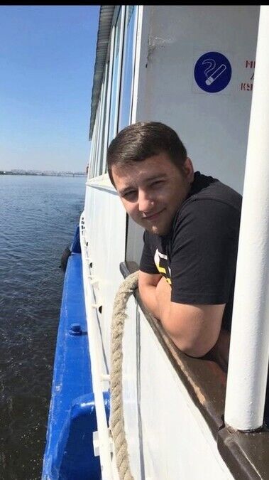  48300470  Barinov maks, 26 ,    