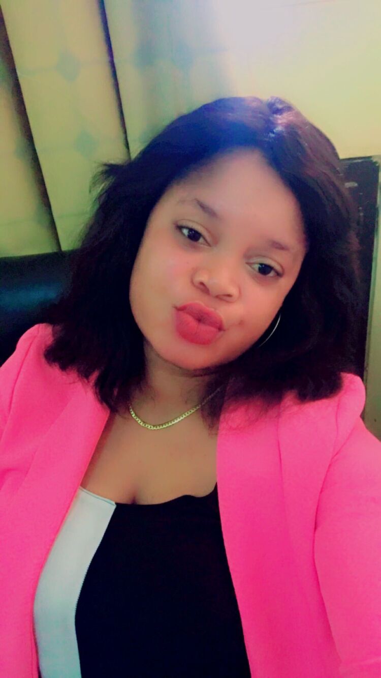  Bela,   Christelle, 30 ,   ,   