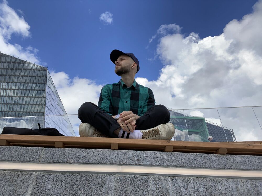  37133640  , 29 ,    -