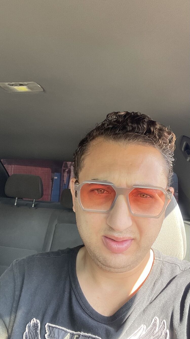  ,   Ramy, 39 ,   ,   