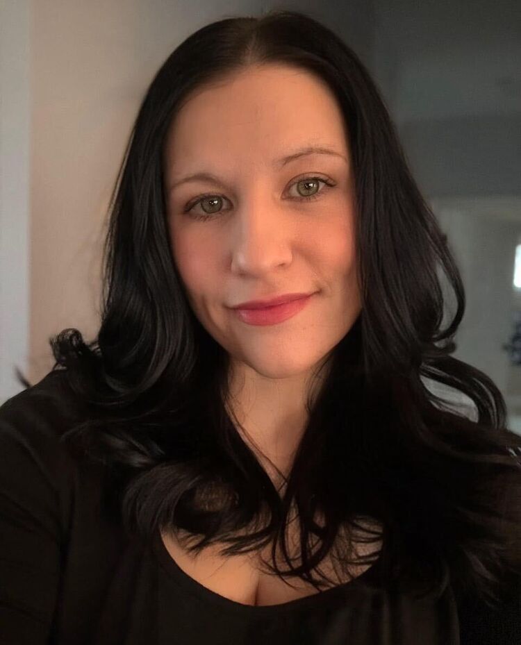 ���� 56270400 ������� Lucia, 36 ���, ���� ���������� � Alfdorf