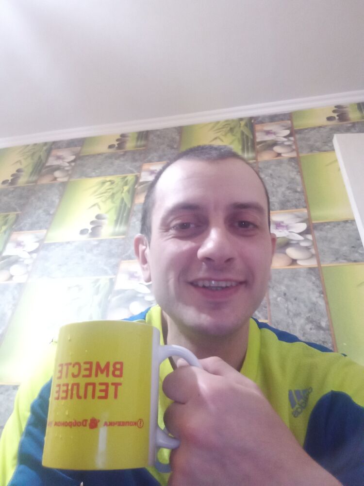  54048700  Celebrate, 33 ,    