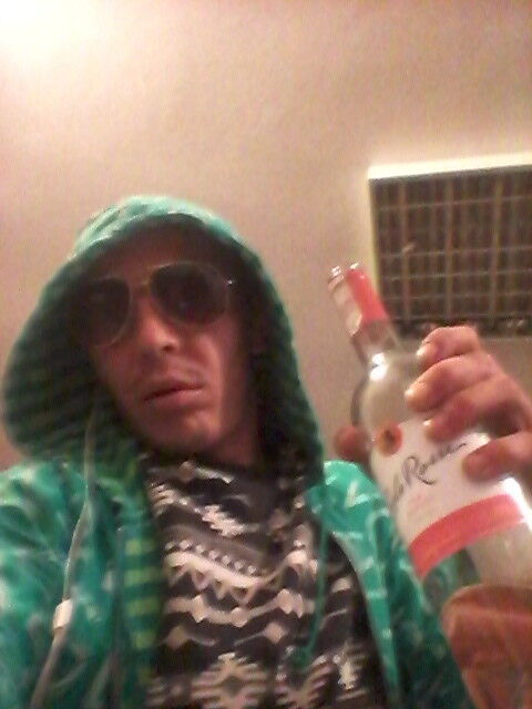  16524550  Mad, 37 ,    