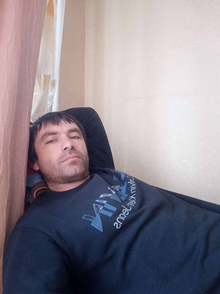  25425210  , 37 ,    