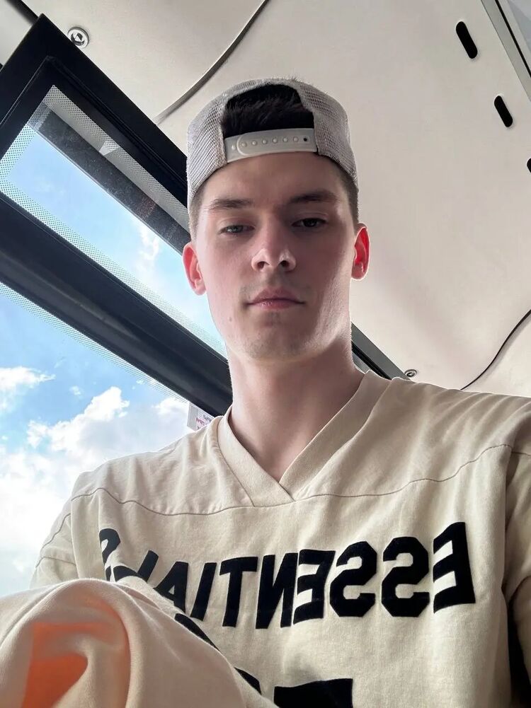  ,   , 24 ,   