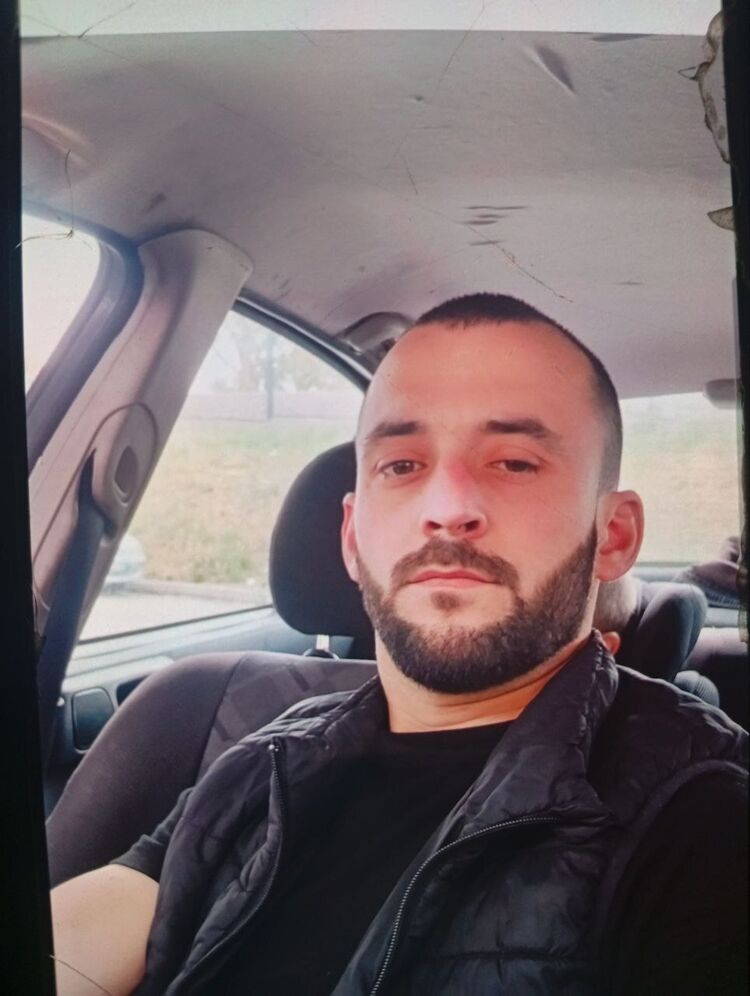  53078290  , 35 ,    