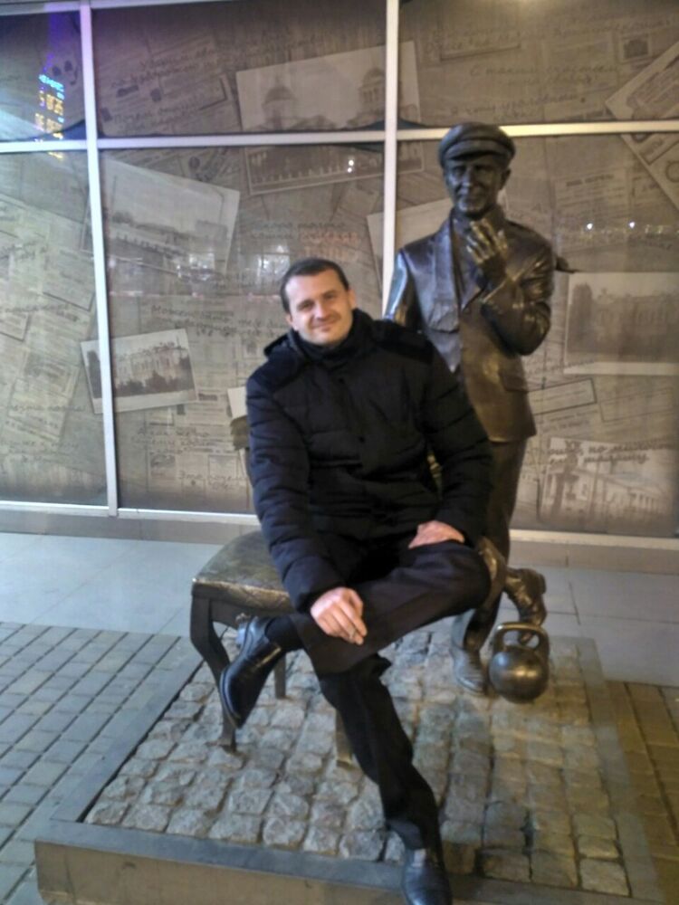  15477280  Alex, 37 ,    