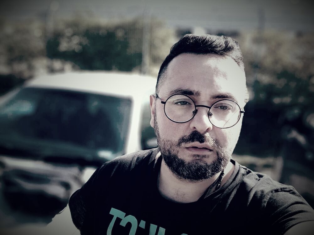  ,   Dimitrios, 39 ,   ,   