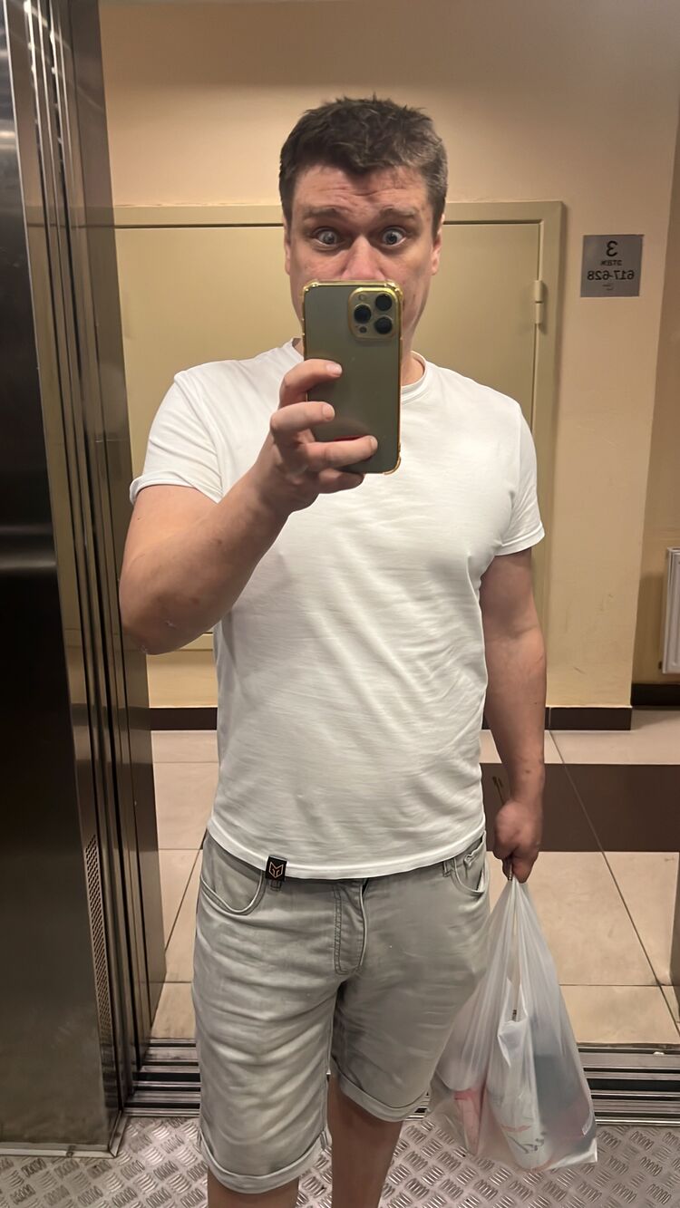  51852560  , 37 ,    -