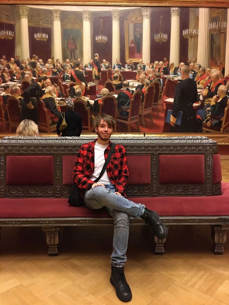  53746840  , 26 ,    -