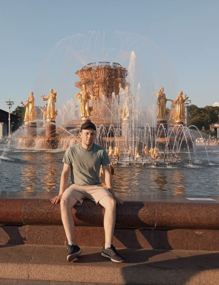  ,   Artem, 32 ,   ,   , c 