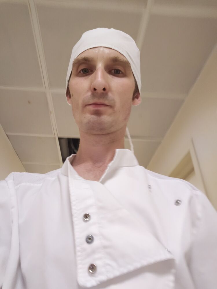  ,   Denis, 37 ,   ,   , c 