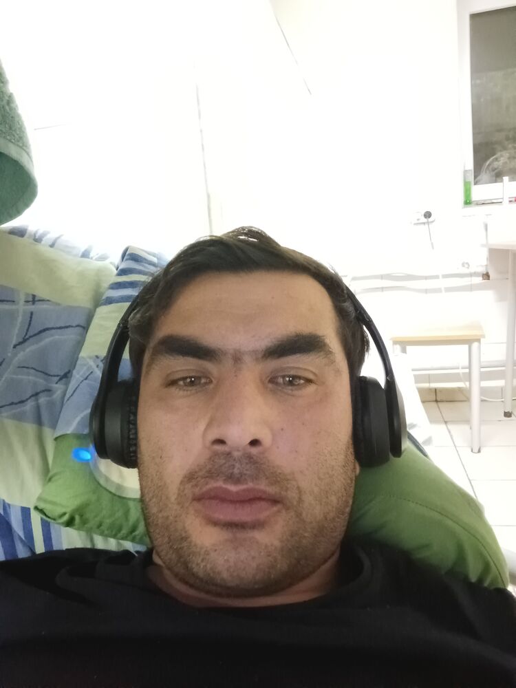  40471210  , 37 ,    