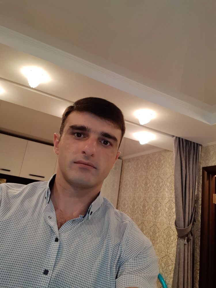  46659680  Rus, 40 ,    