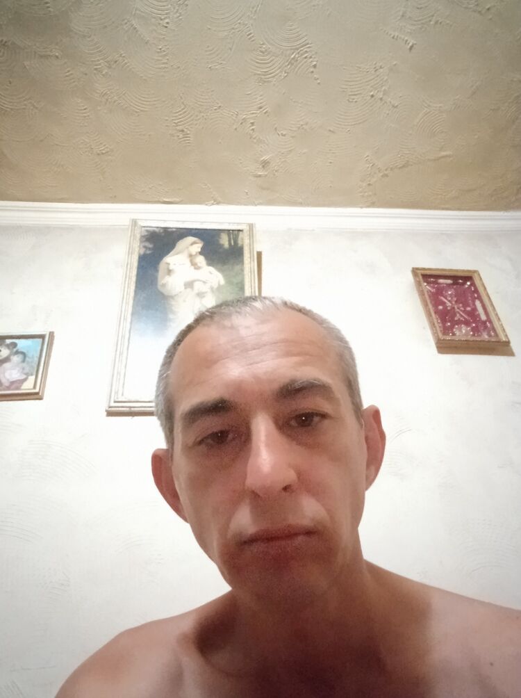  ,   Aleksey, 45 ,   c 