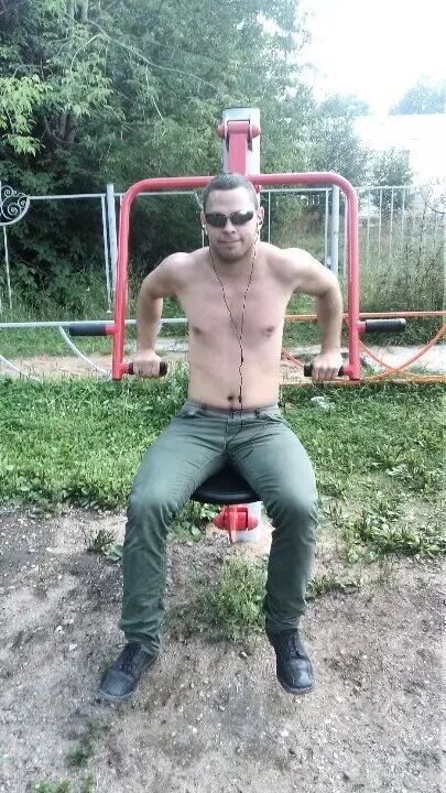  34959350  Vladimir, 33 ,     