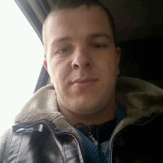  ,   Viktor, 32 ,   ,   , c 
