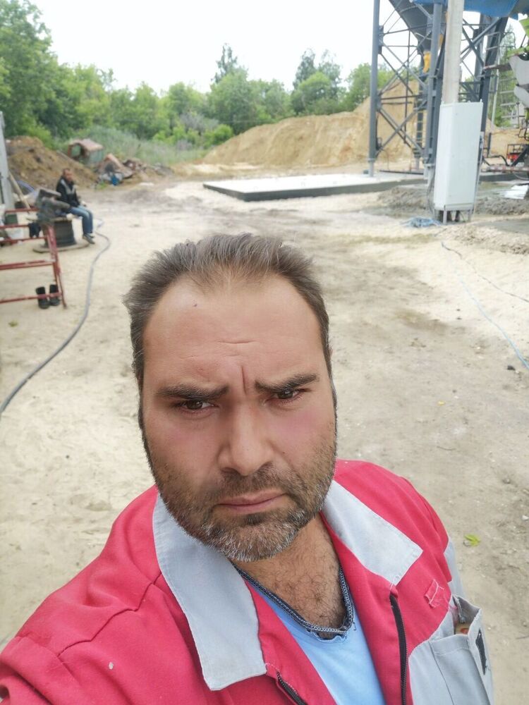  37033570  , 43 ,    