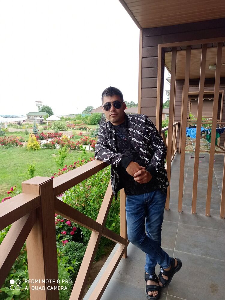  ,   Bobur, 37 ,   ,   , c 