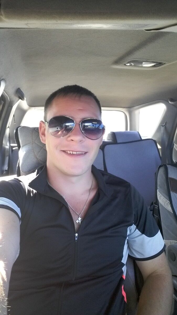 ���� 10975740 ������� ����, 32 ����, ���� ���������� � �����������