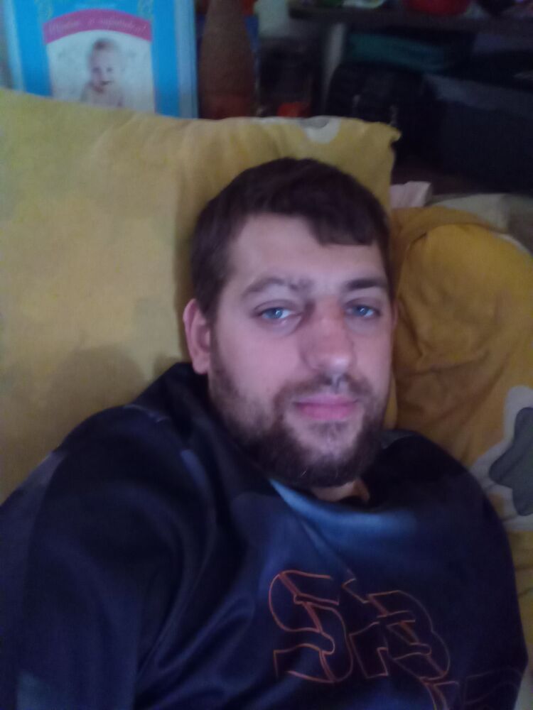  47428300  Igor, 33 ,    
