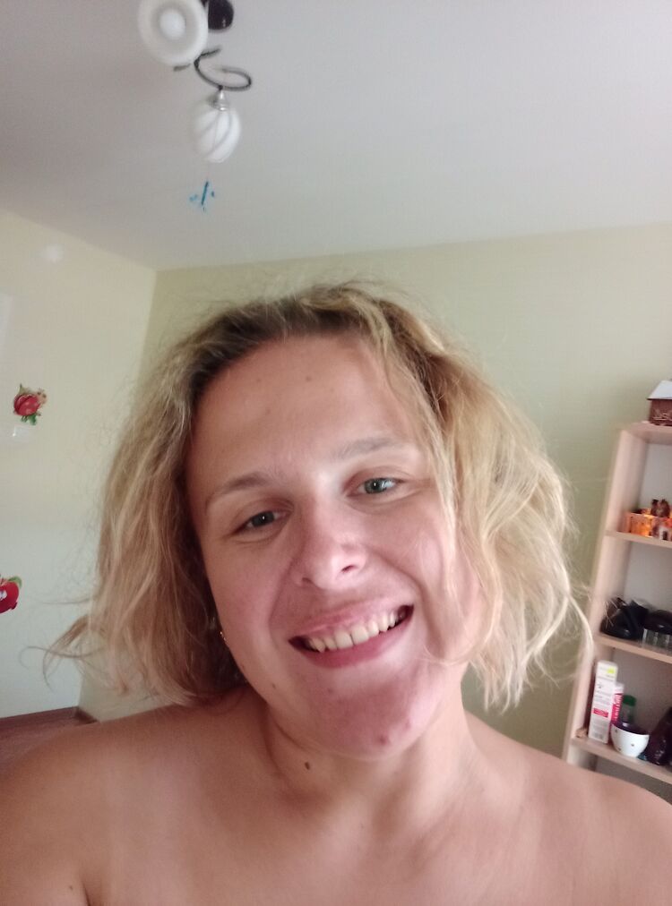  46833960  , 33 ,    