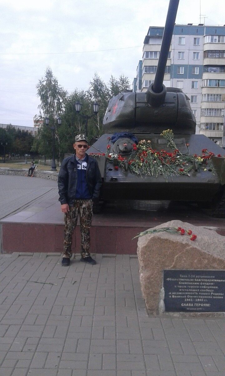  ,   Evgenij, 46 ,   