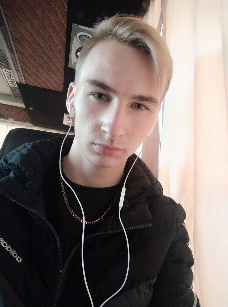  17504820  Kolya, 23 ,    