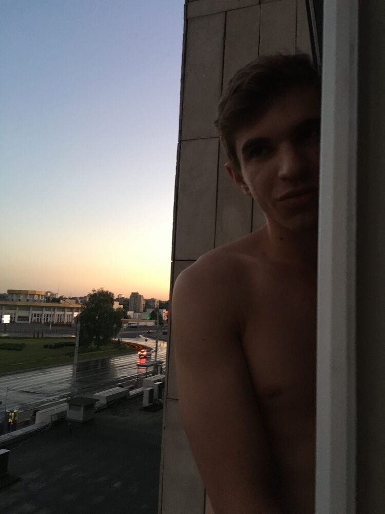  54660160  Sergey, 27 ,    