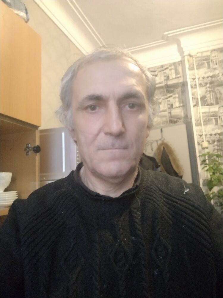 49228930  , 57 ,     