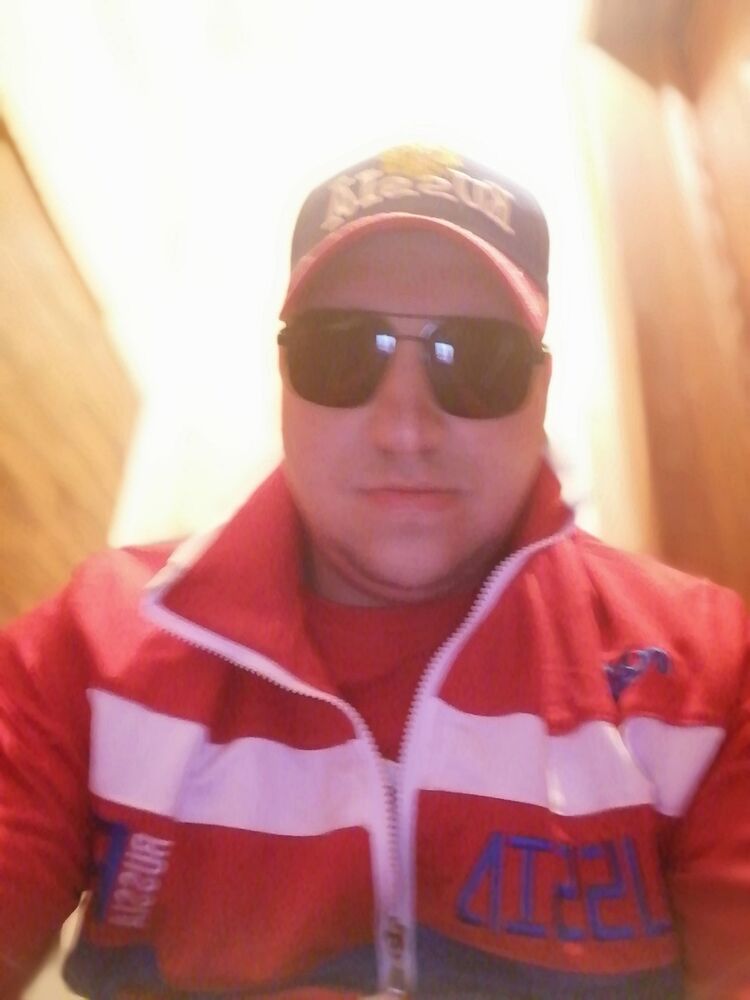  16052060  Yroslav, 35 ,    