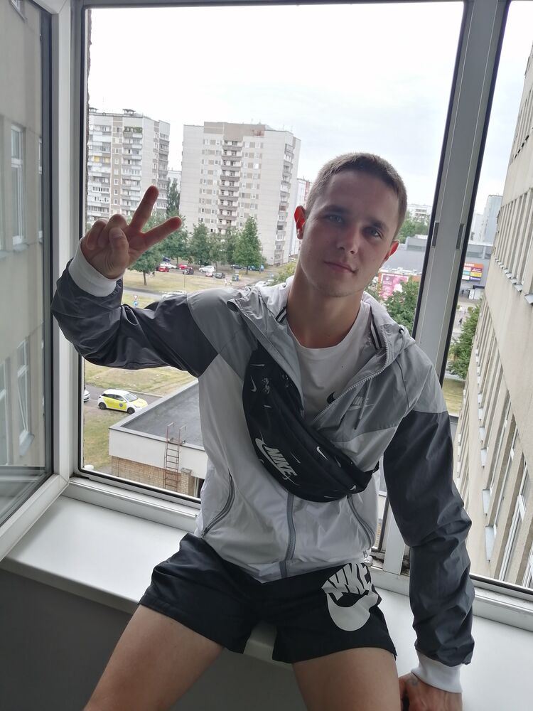  ,   Ruslan, 25 ,   ,   , c 