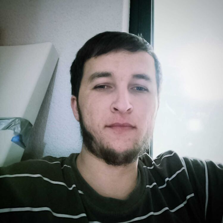  51382710  Alii, 23 ,    