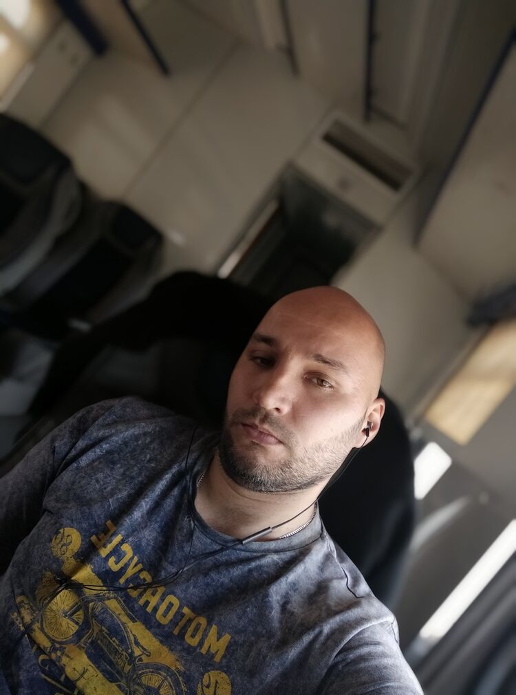  18038750  , 39 ,    