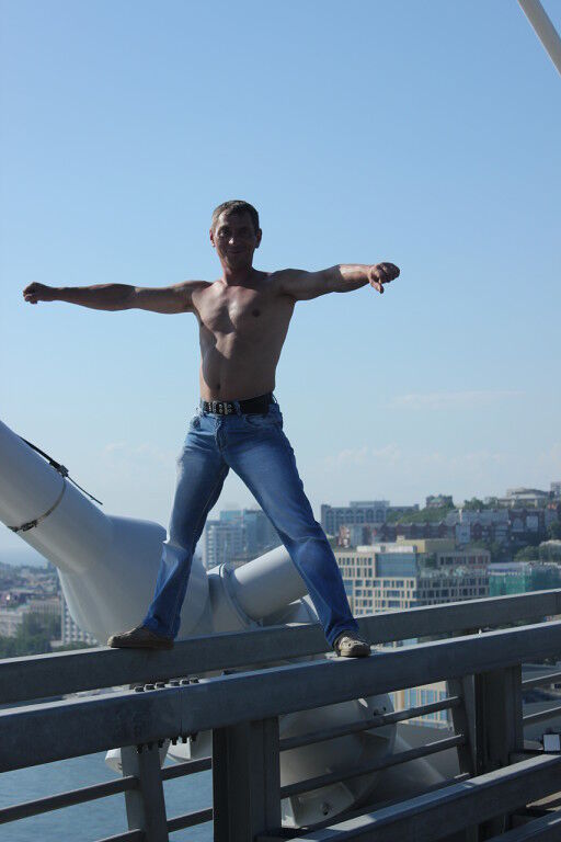  ,   Alex, 49 ,   