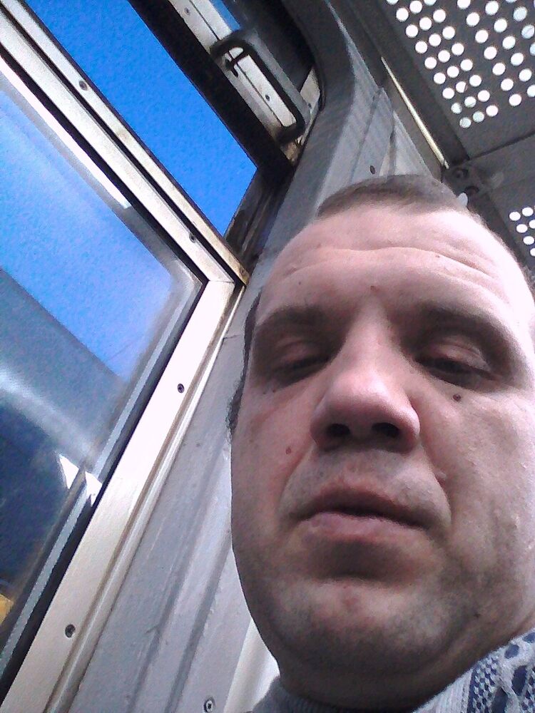  9863580  , 44 ,    