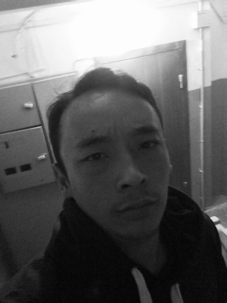  ,   Abeke, 33 ,  