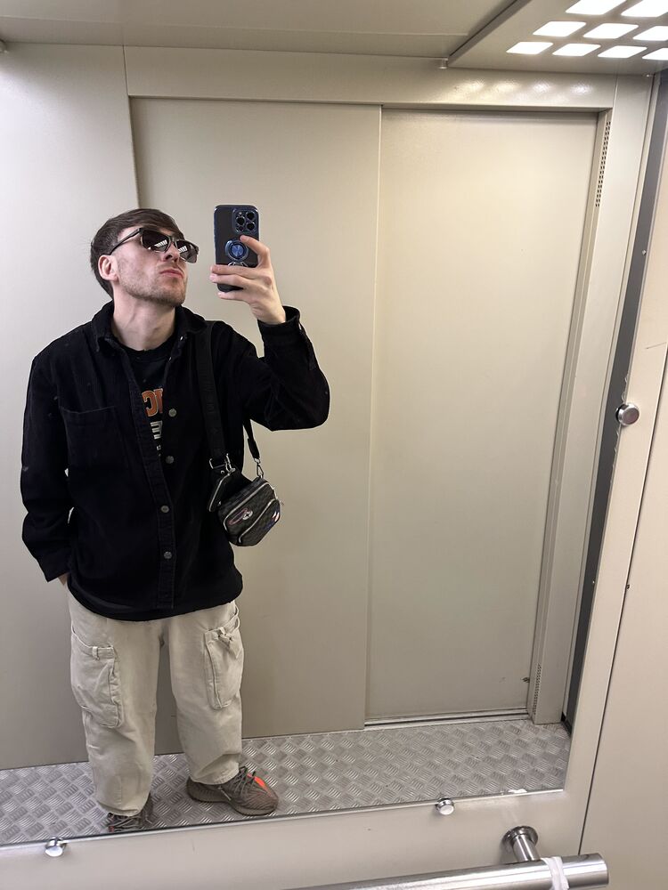  42671040  , 28 ,    