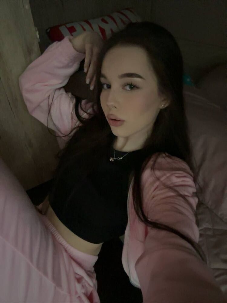  44517990  , 24 ,    