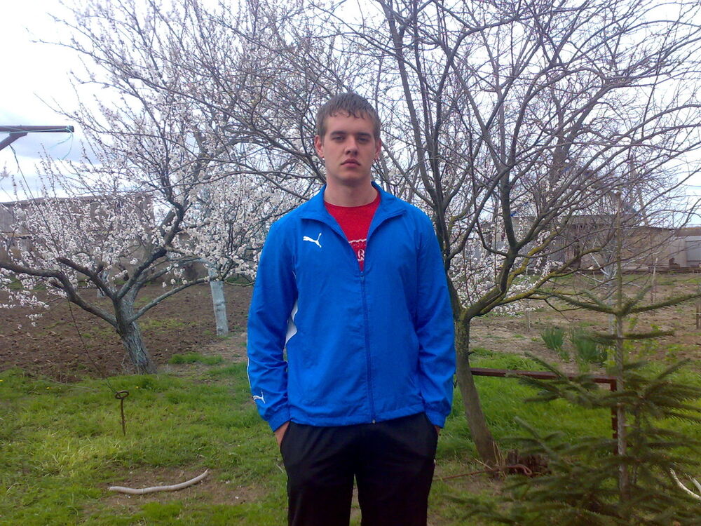  5708160  Andrej, 35 ,    