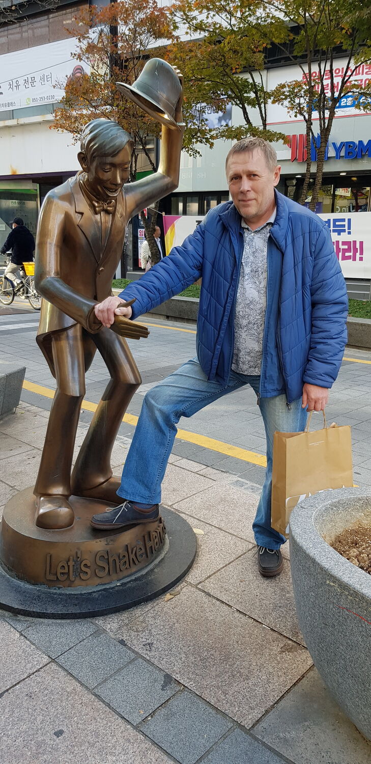  53986350  Dmitriy, 52 ,    