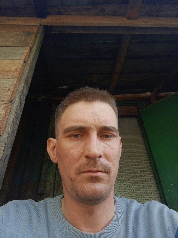  51967750  , 33 ,    