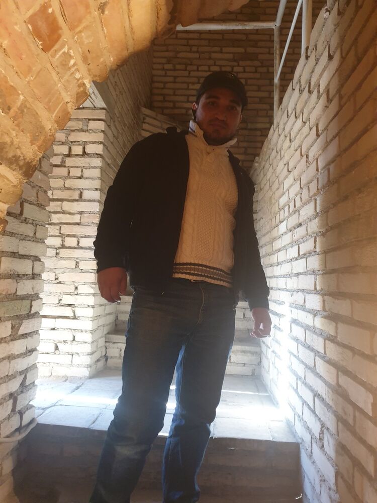  19720160  Jamshid, 38 ,    