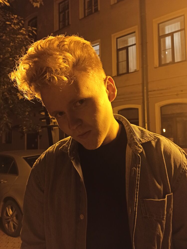 ���� 24523530 ����� �����, 22 ����, ���� ���������� � �����-����������