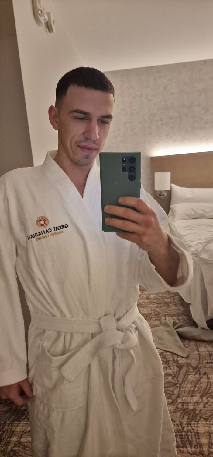  43188350  Rostyslav, 30 ,    Charenton-Le-Pont